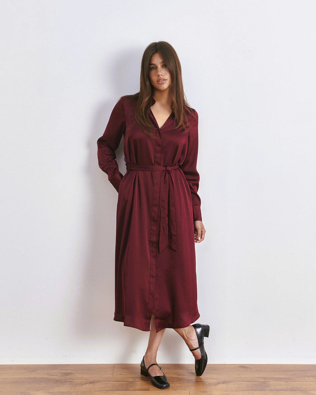 Modernt rött klänning